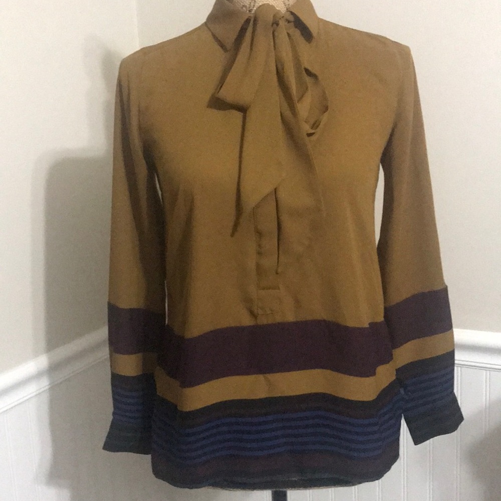 Women’s blouse